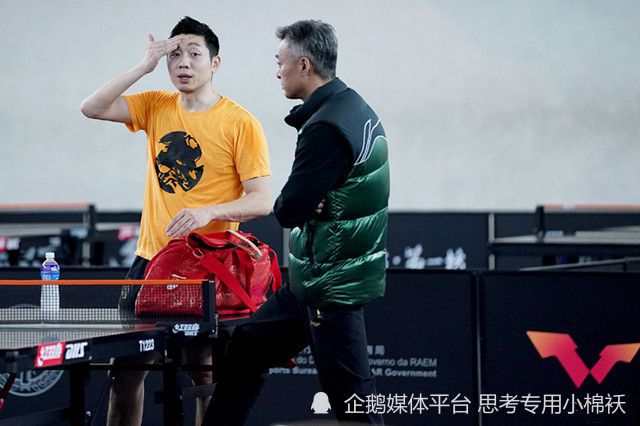 曼联对德容穷追猛打，与巴塞罗那达成了一项8500万欧元的协议。